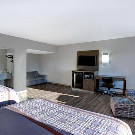 Motel 6 Burlington Buitenkant foto