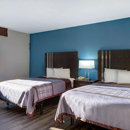 Motel 6 Burlington Buitenkant foto