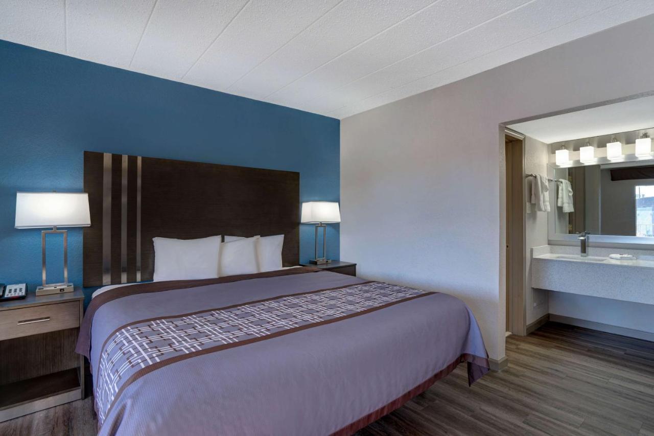Motel 6 Burlington Buitenkant foto