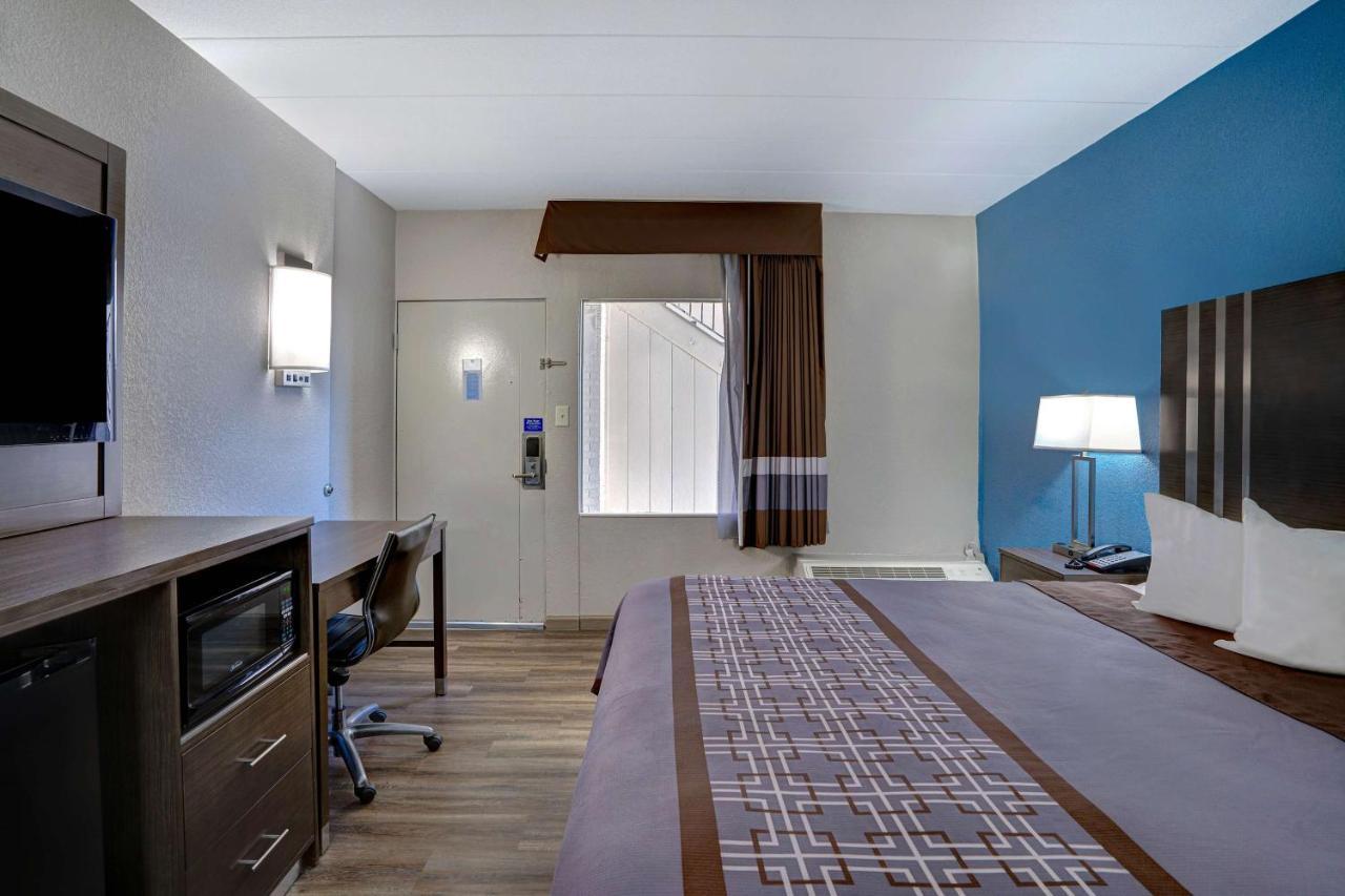 Motel 6 Burlington Buitenkant foto