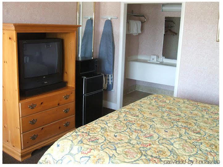 Motel 6 Burlington Buitenkant foto