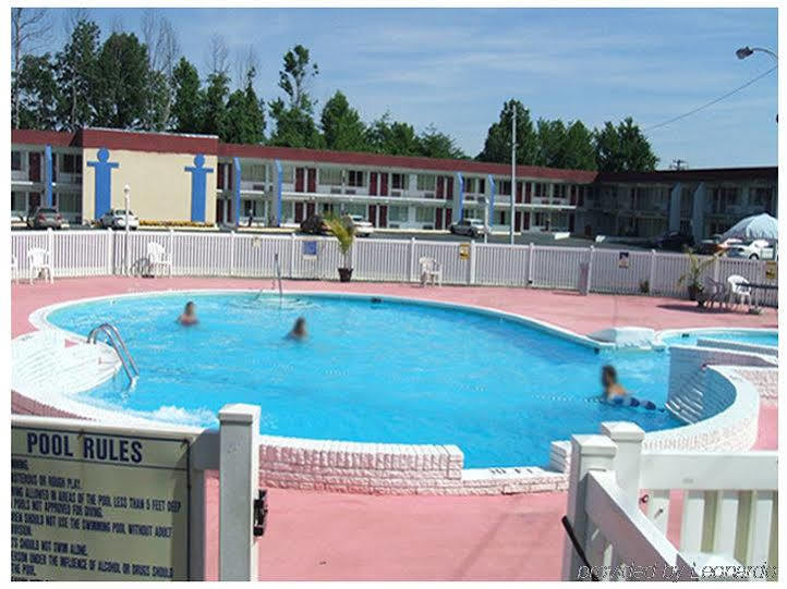 Motel 6 Burlington Buitenkant foto